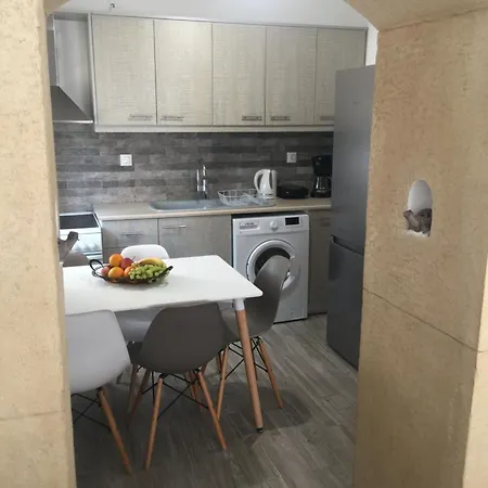 Apartament Denise House *